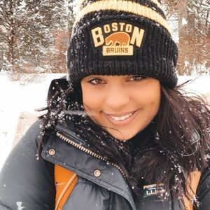 Meet your Posher, Brooke